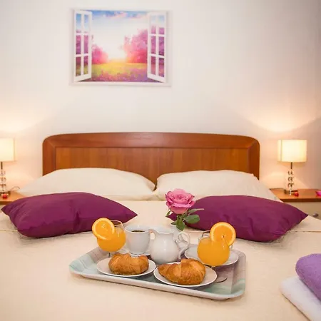 Priska1700 Apartman Split